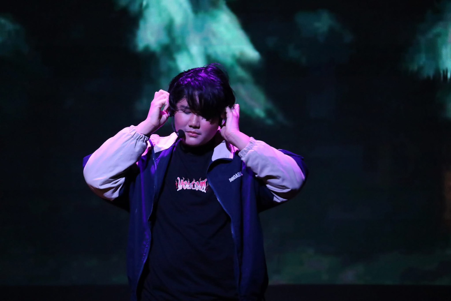 LINE_ALBUM_29169_260129_11