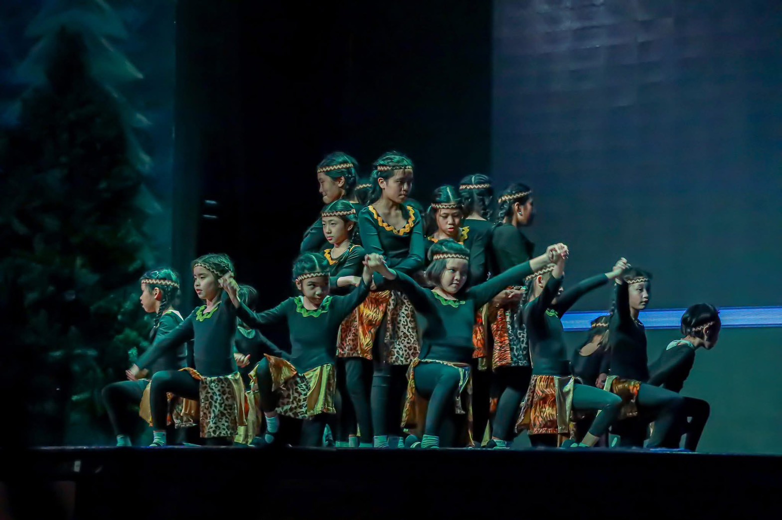 LINE_ALBUM_29169_260129_13